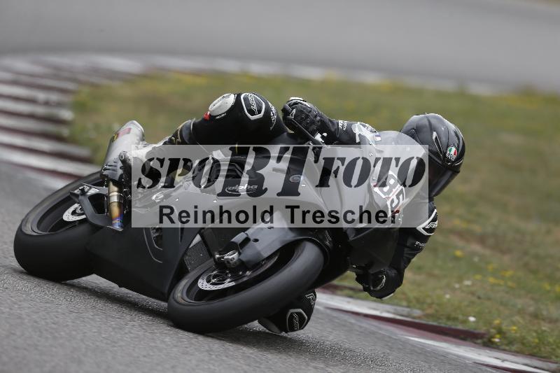 /37 09.08.2026  Pluess Motosport ADR/Freies Fahren/85